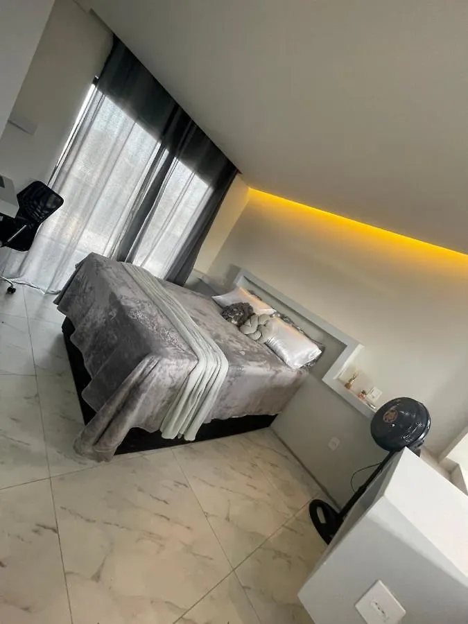 Loft Proximo A Diversas Praias Balneario Camboriu Tatil Evi